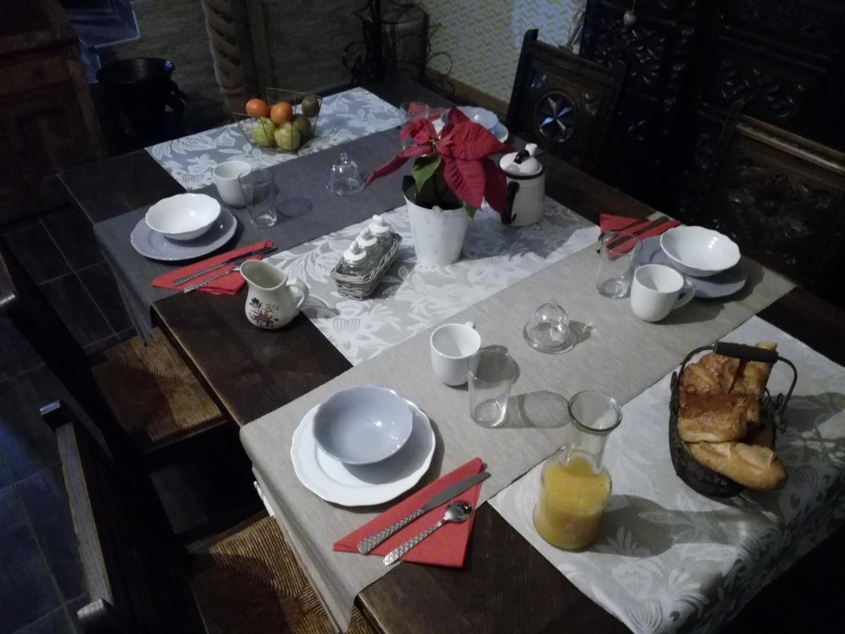 Chez Lorette Mauzé-sur-le-Mignon エクステリア 写真