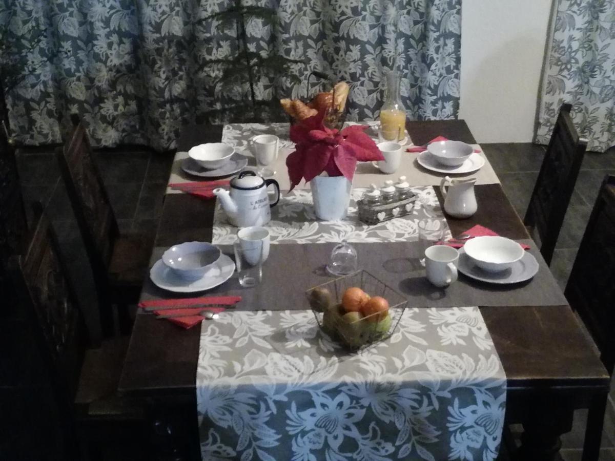 Chez Lorette Mauzé-sur-le-Mignon エクステリア 写真